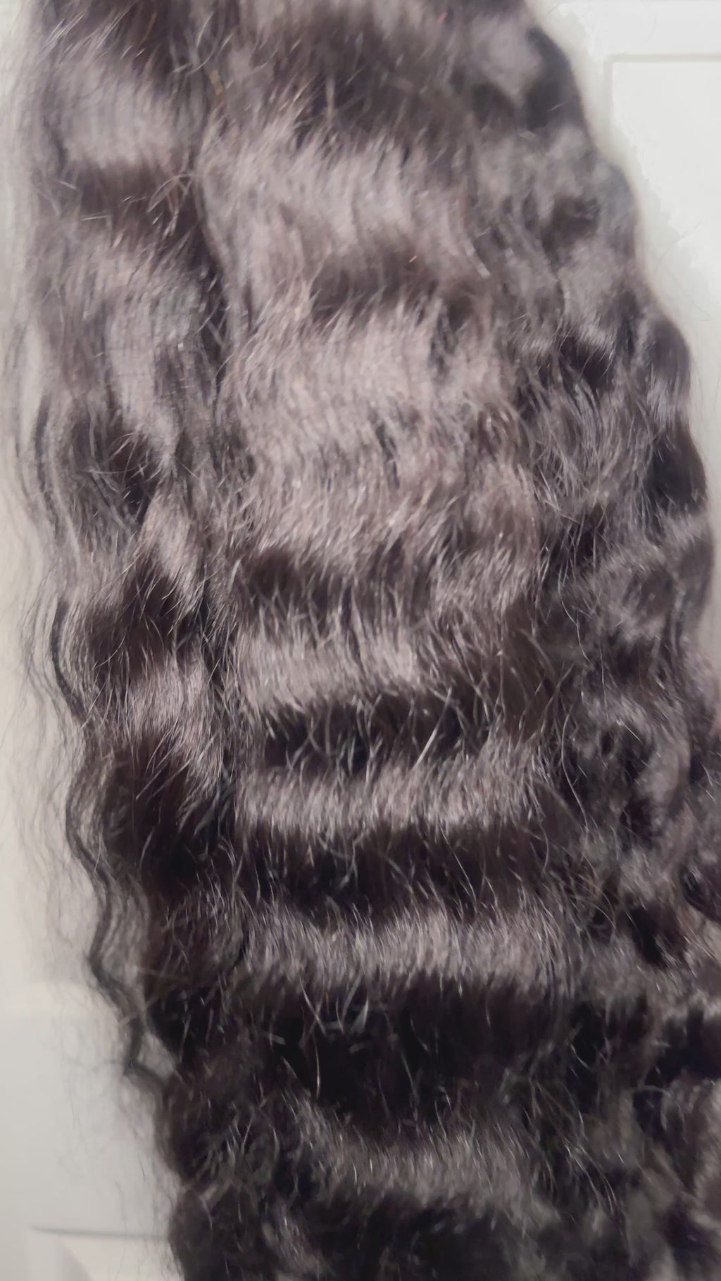 Laos Loose Curly (PRE ORDER)