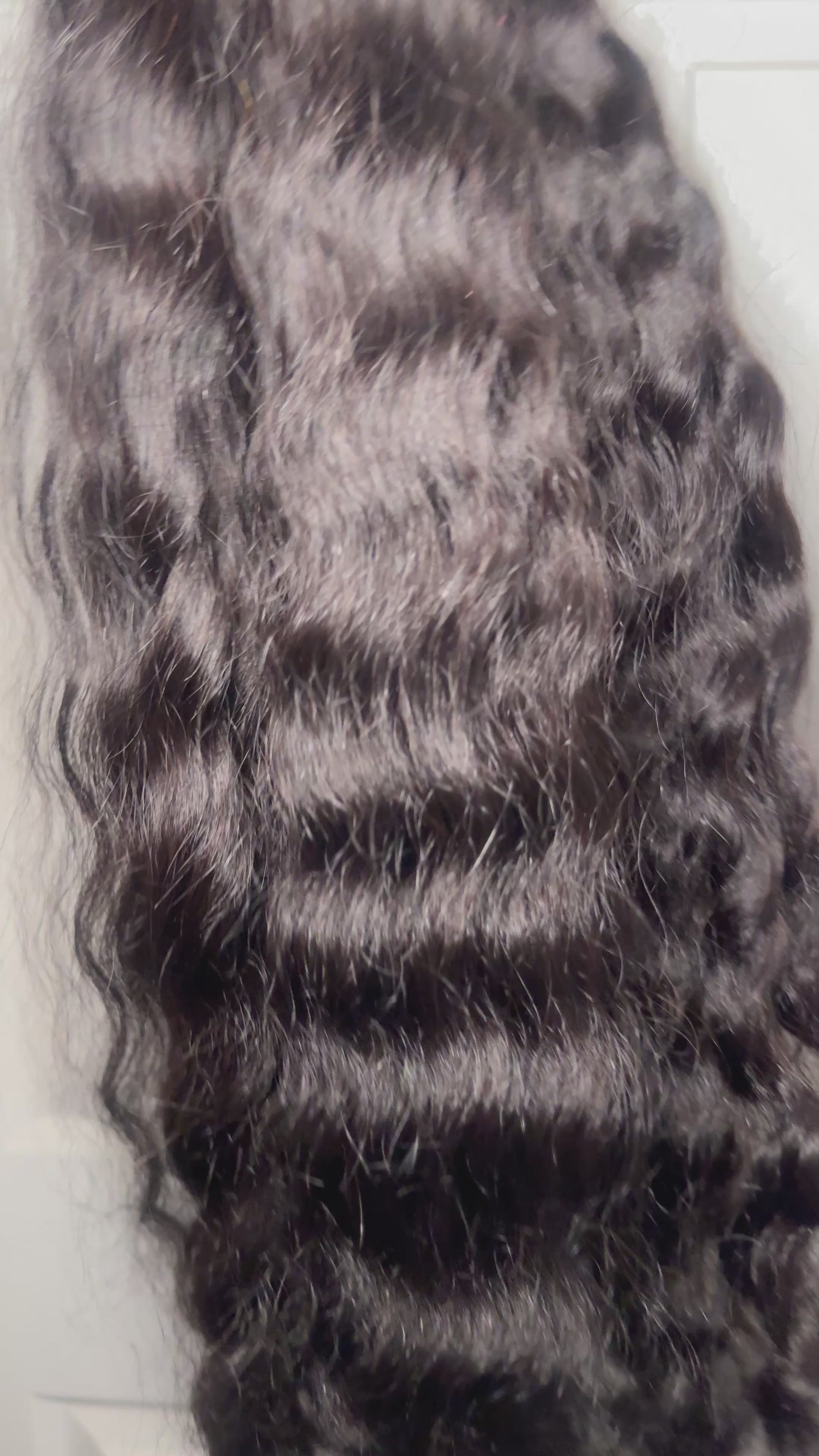Laos Loose Curly (PRE ORDER)